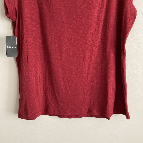Torrid Womens Plus Red Classic Fit Short Sleeve T-Shirt Size 1X NWT Casual - Picture 8 of 10
